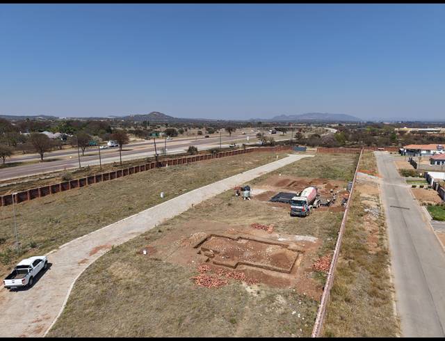 302M² VACANT LAND FOR SALE IN SOUTHERN GATEWAY